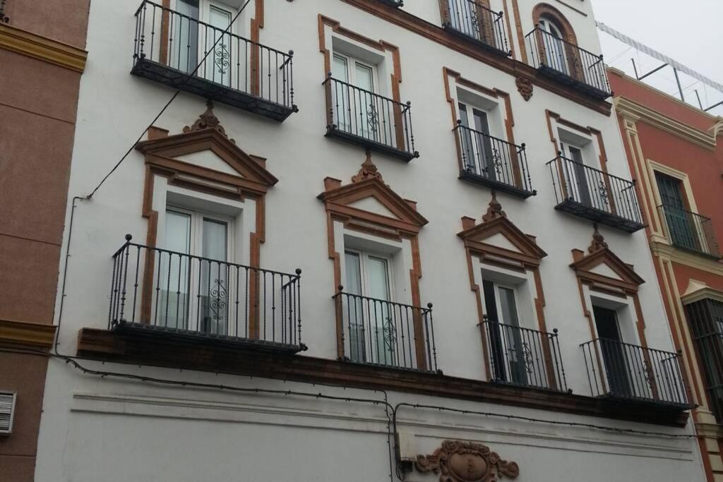 Alleanza, Puerta A Santa Cruz 塞维利亚 外观 照片